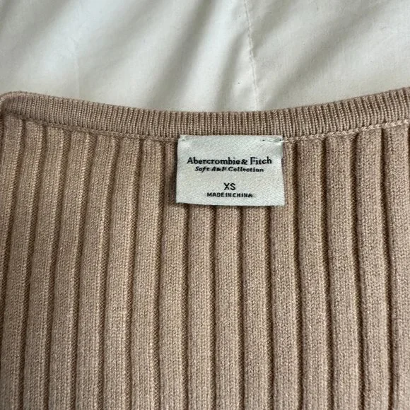 Abercrombie & Fitch Tan Cropped Wrapped Long Sleeve Sweater Women's XS NEW - Picture 5 of 5